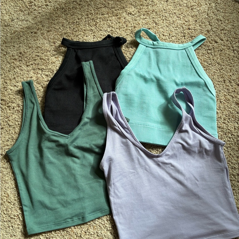 Hollister Workout Tanks